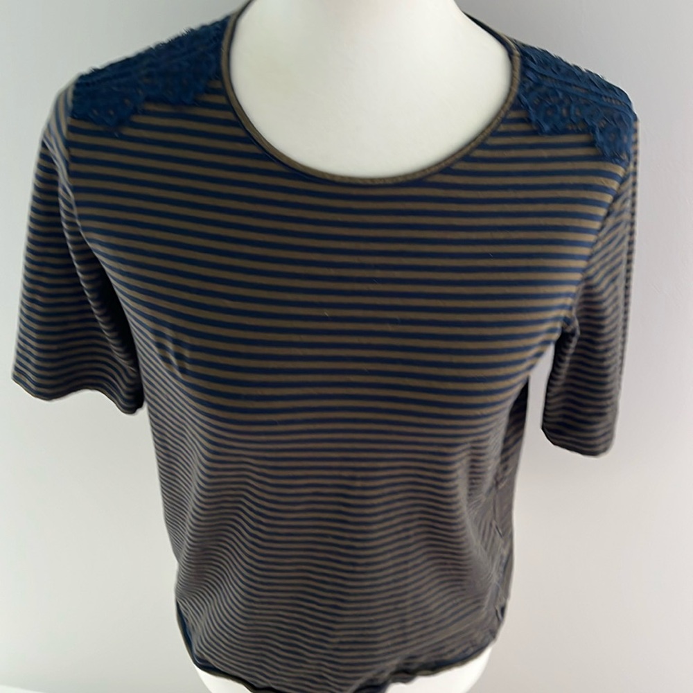 Brooks Brothers Blue and Brown Fitted T-Shirt